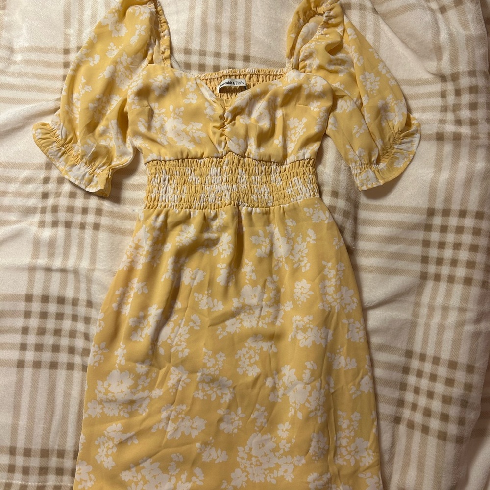 Abercrombie & Fitch Yellow Floral Dress
